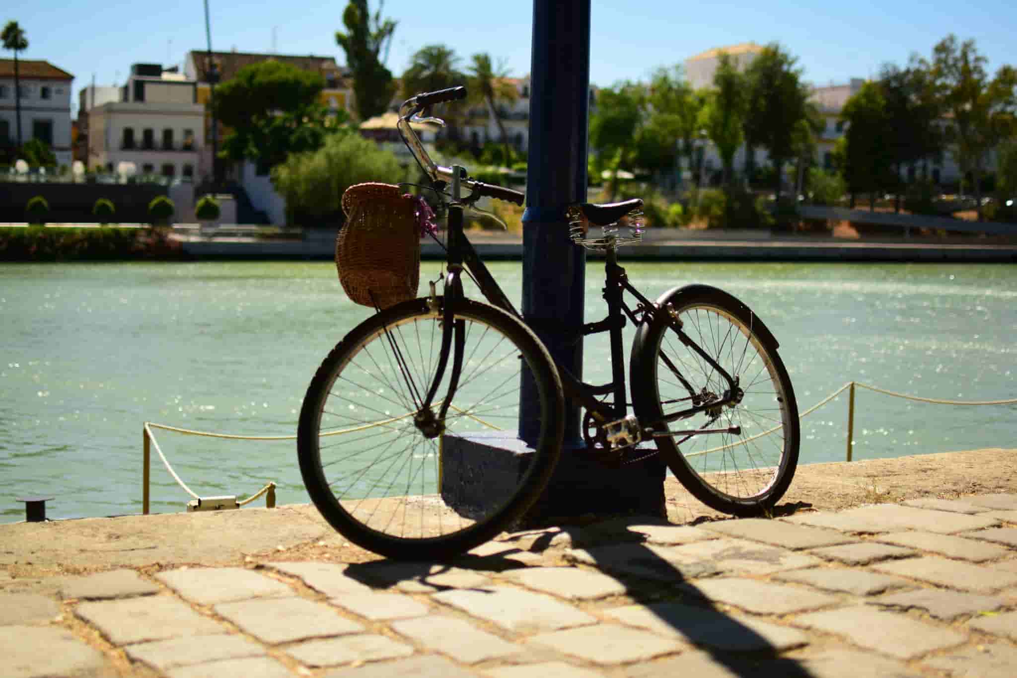 10 Things to Keep in Mind When Renting a Bike in Seville